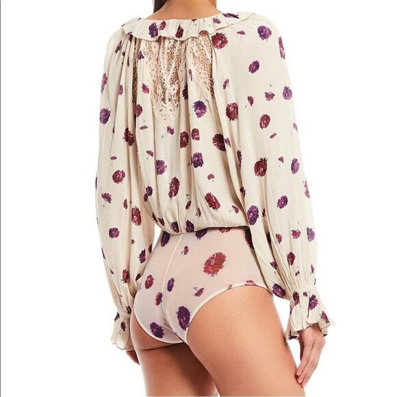NWT Free People Poppy Floral V-neck Bodysuit Sz XS - Picture 2 of 12